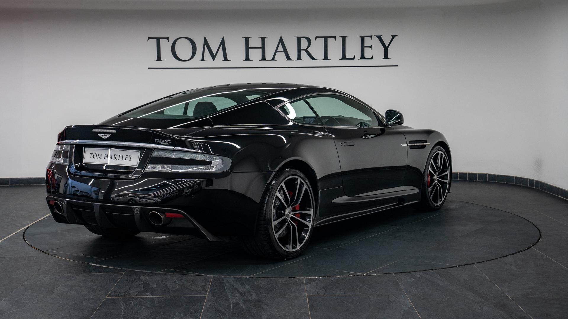 Aston Martin DBS Photo ede68db9-fab8-48ac-98db-3175286b2fa7.jpg