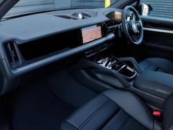 PORSCHE Cayenne Photo 3