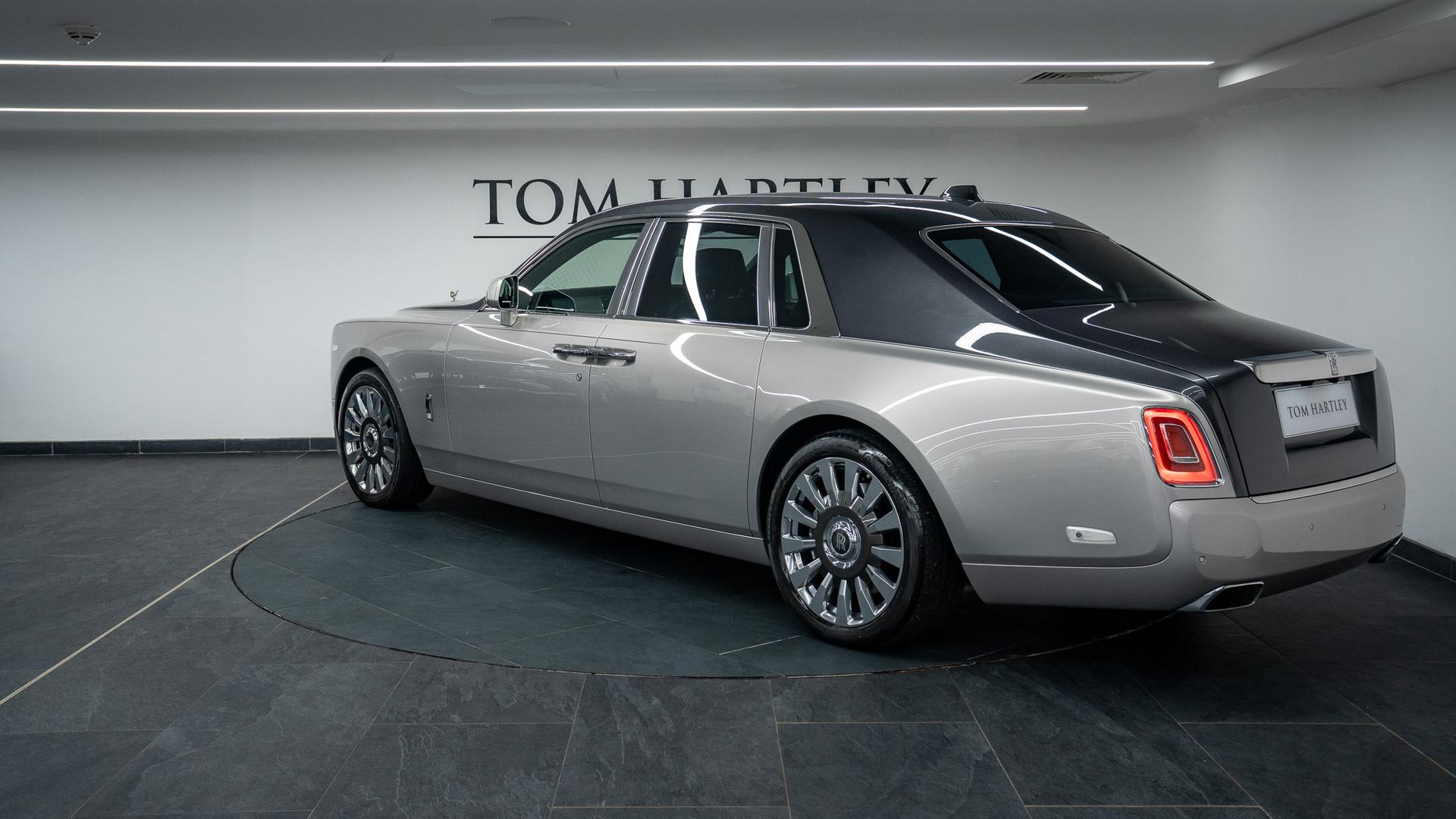 Rolls-Royce Phantom Photo edfb628e-7c4d-4a42-87ff-747f37611b34.jpg