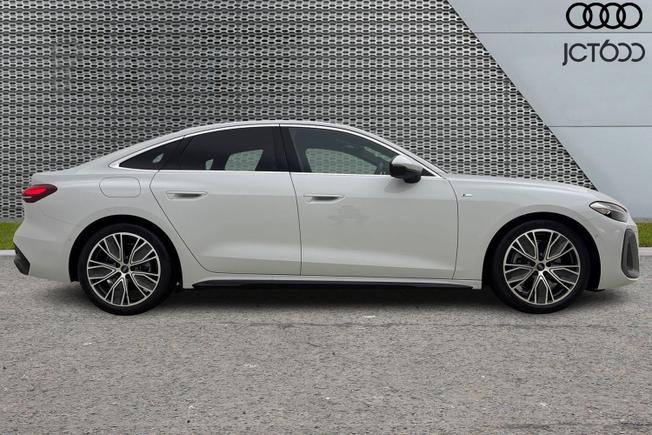 AUDI  A5 Photo 4