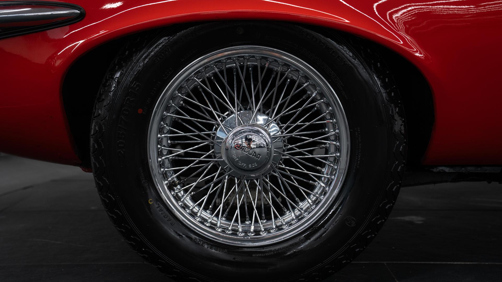 Jaguar E-Type Photo ee1c6637-3f59-44fb-9f7a-6d582d5a483b.jpg