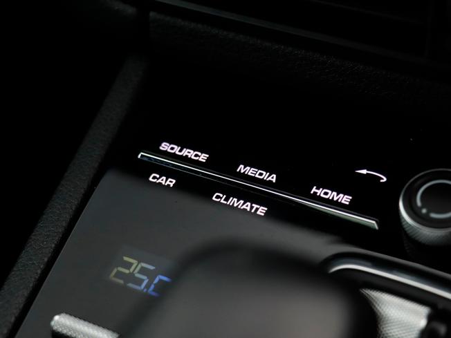 PORSCHE Cayenne Photo 24