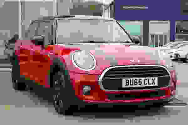 Used 2015 MINI HATCH COOPER D RED at Richard Sanders