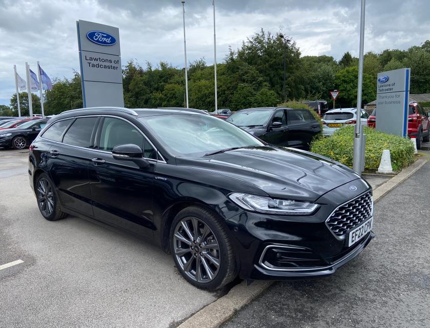 Ford Mondeo Photo ee3667c6-7478-404d-b075-49f555395b4a.jpg