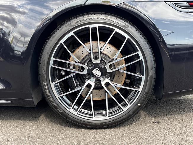 PORSCHE 911 Photo 34