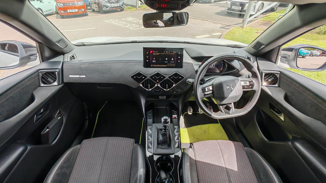 Used DS AUTOMOBILES DS 3 CROSSBACK BF20GWO 24