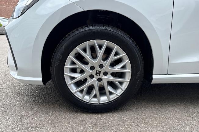 SEAT Ibiza Photo 26