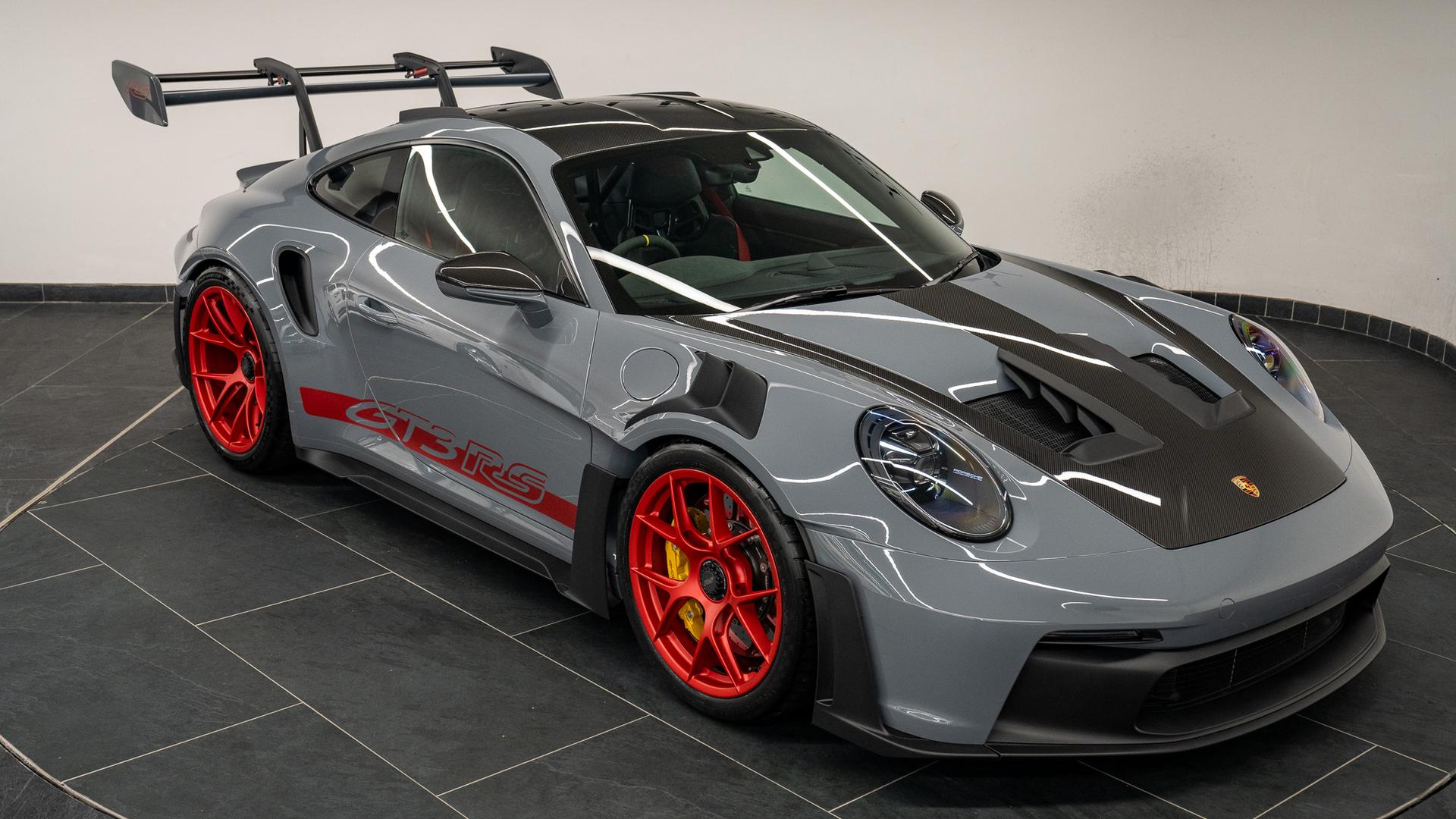 Porsche 911 Photo ee49966c-cafb-4b50-a045-8f41a13d2cf5.jpg