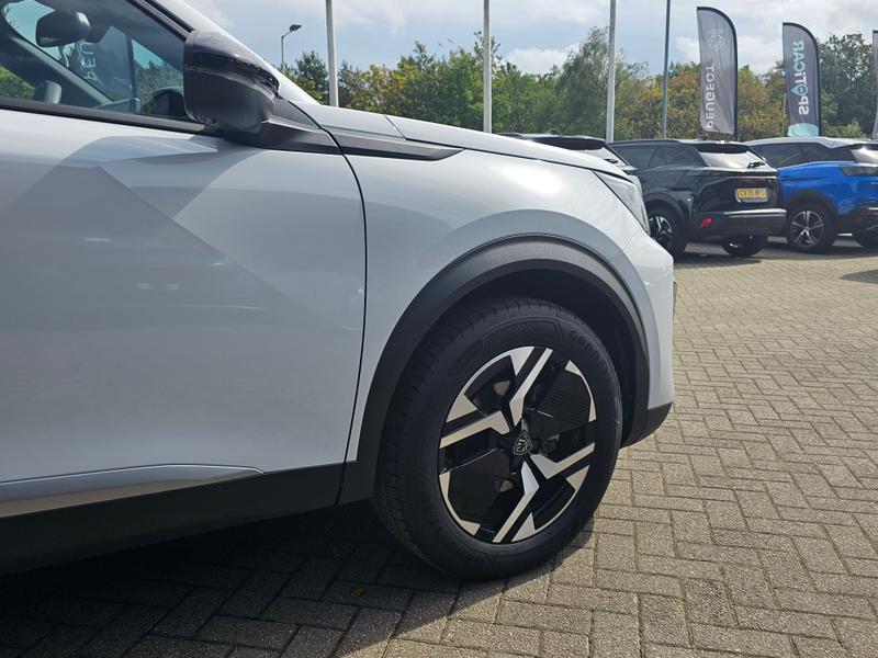 2025 75 PEUGEOT 2008