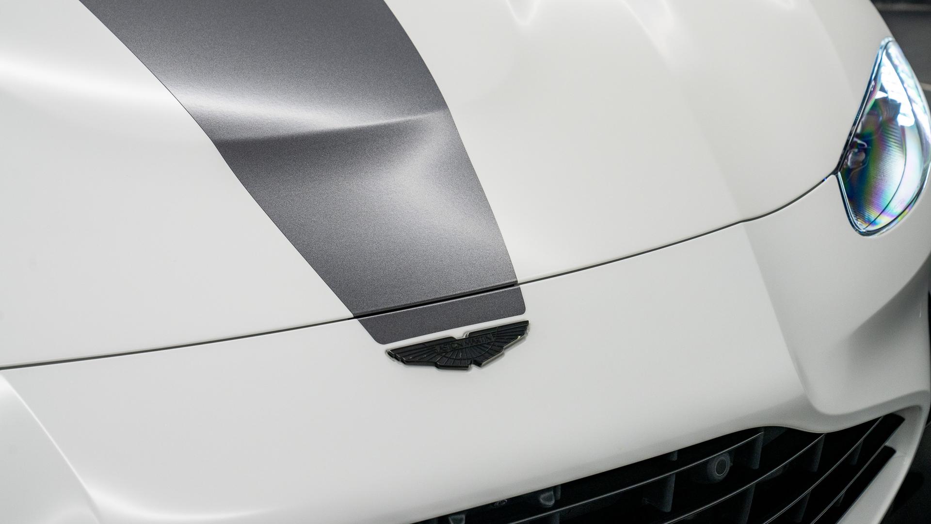 Aston Martin Vantage Photo ee5bef72-5030-488f-9c49-1810cde97705.jpg