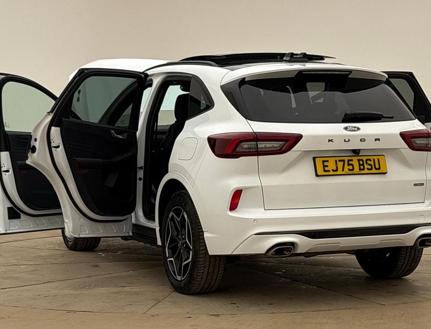 Ford Kuga Photo ee8c62c8-daac-47c0-98b6-8c71a7ad121f.jpg