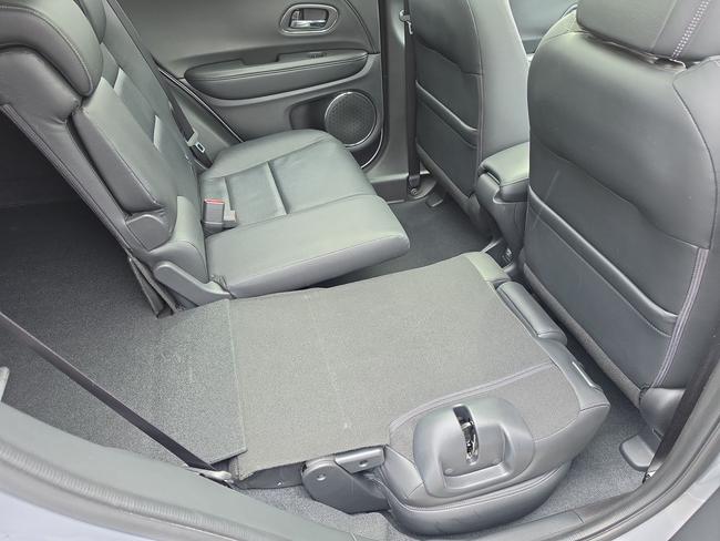 Honda HR-V Photo ee8f207b-30b7-4e64-9015-ffe06238029b.jpg