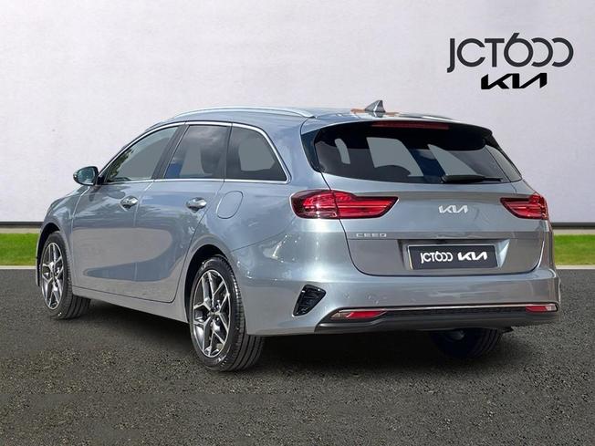 KIA Ceed Photo 3