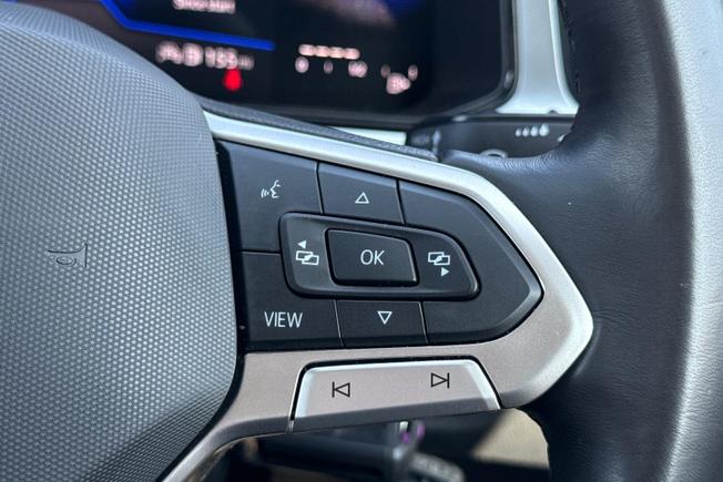 Volkswagen T-Roc Photo 17