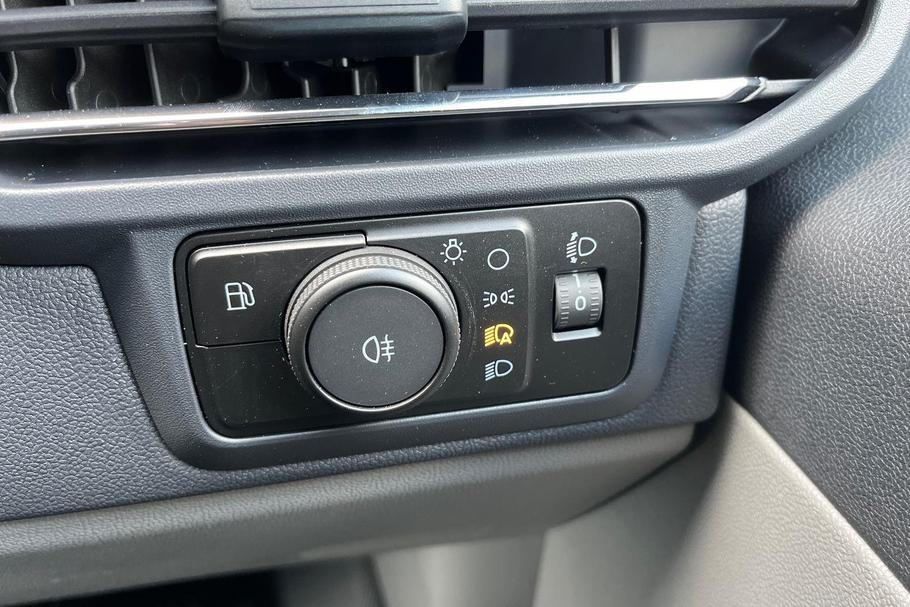 Used Ford CUSTOM CUSTOMPHEV18 30