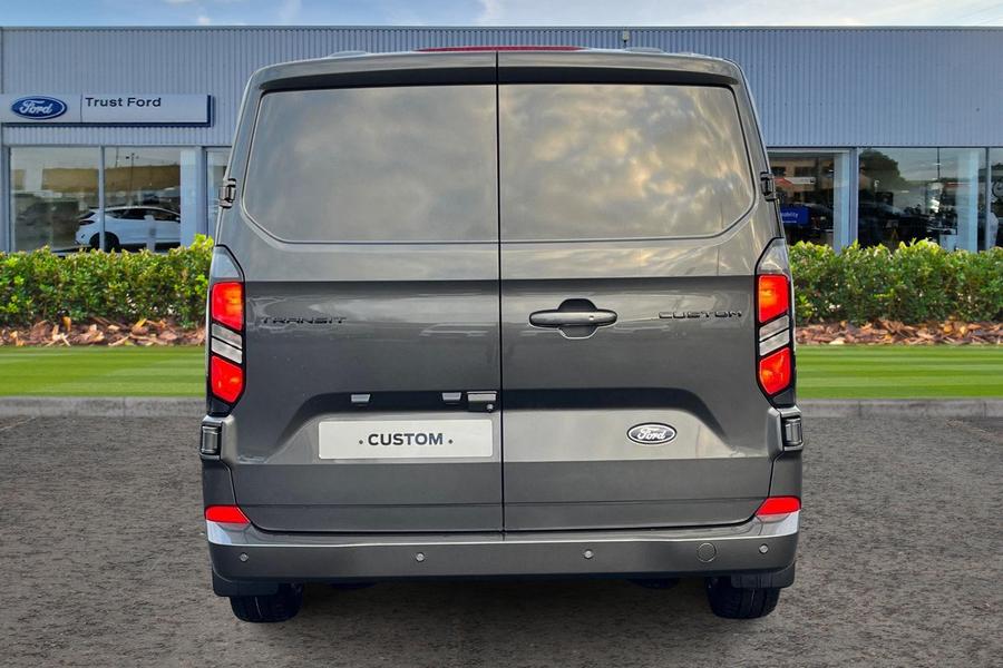 Ford TRANSIT CUSTOM Photo eeb09b69-bafc-4820-8f8d-31edd508a4c9.jpg