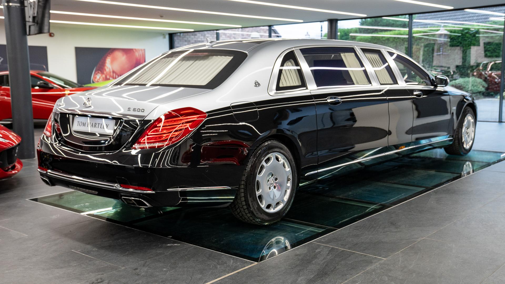 Mercedes-Benz Maybach S600 Photo eeb38bf3-82c0-45af-ace8-b26f7251e39b.jpg
