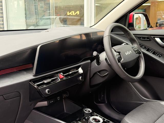 Kia Niro Photo eeb9e711-4abb-4500-adf4-efa6a304a3b3.jpg