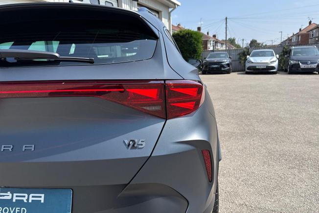 CUPRA Formentor Photo 18