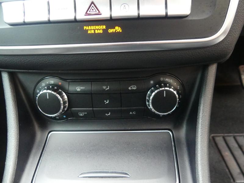 Mercedes-Benz GLA Photo eec6302f-1b77-4506-83a4-d35e3c7d3859.jpg
