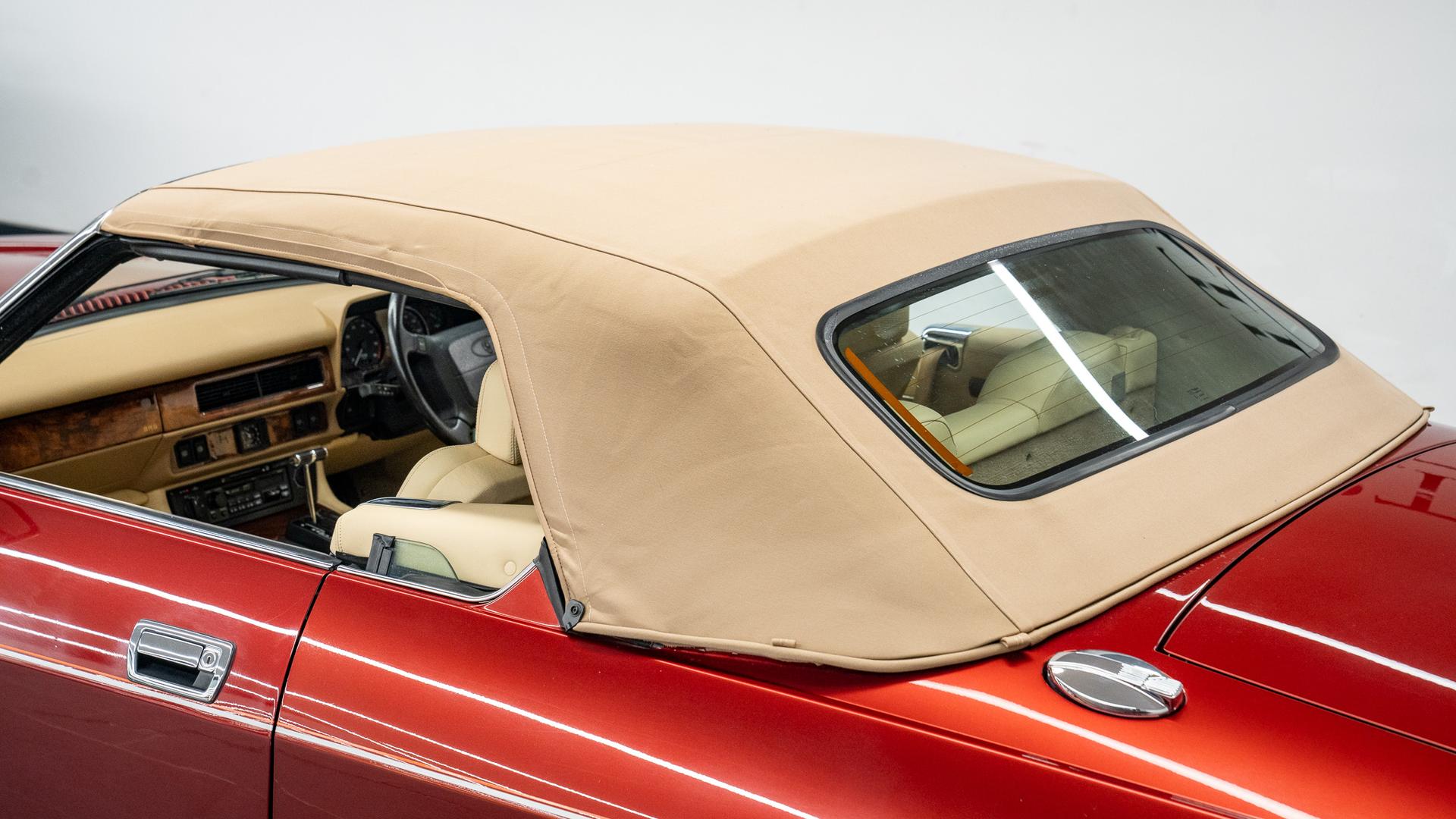 Jaguar XJ-S Photo eeec08c6-e4a5-459f-93c6-915778ecc3b9.jpg