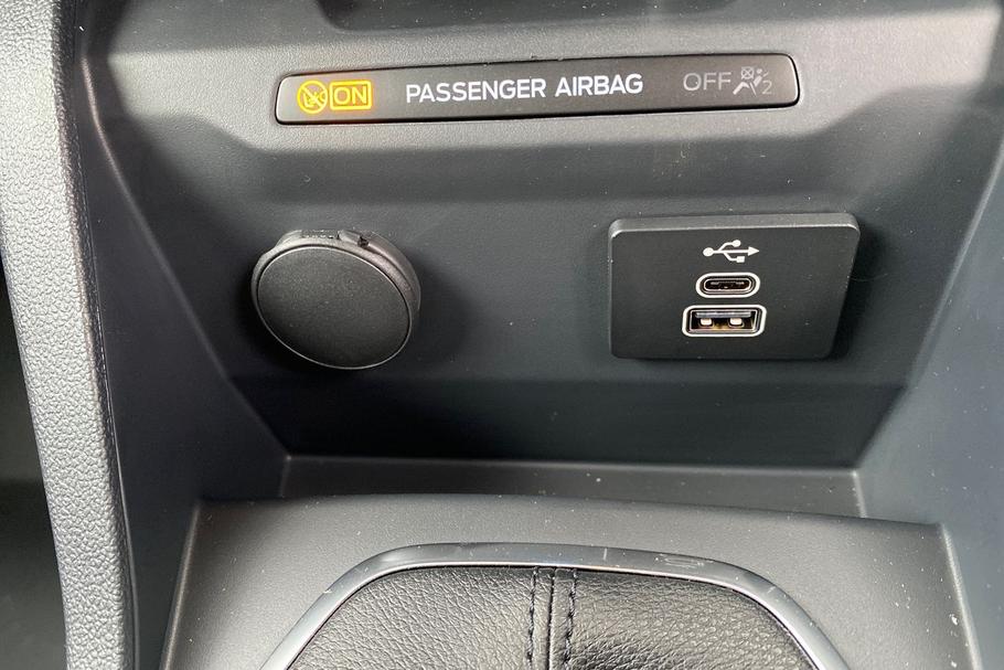 Used Ford TRANSIT COURIER COURIERLIM18 21