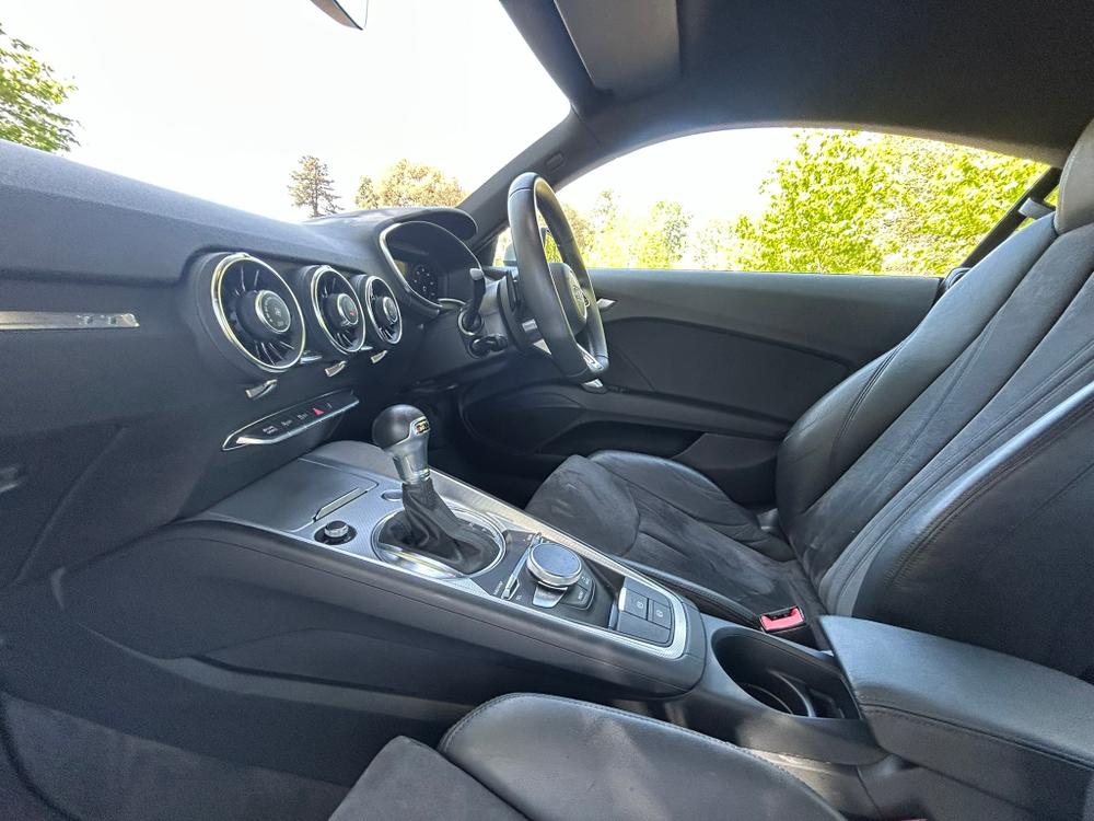 Used Audi TT DA71TWK 35