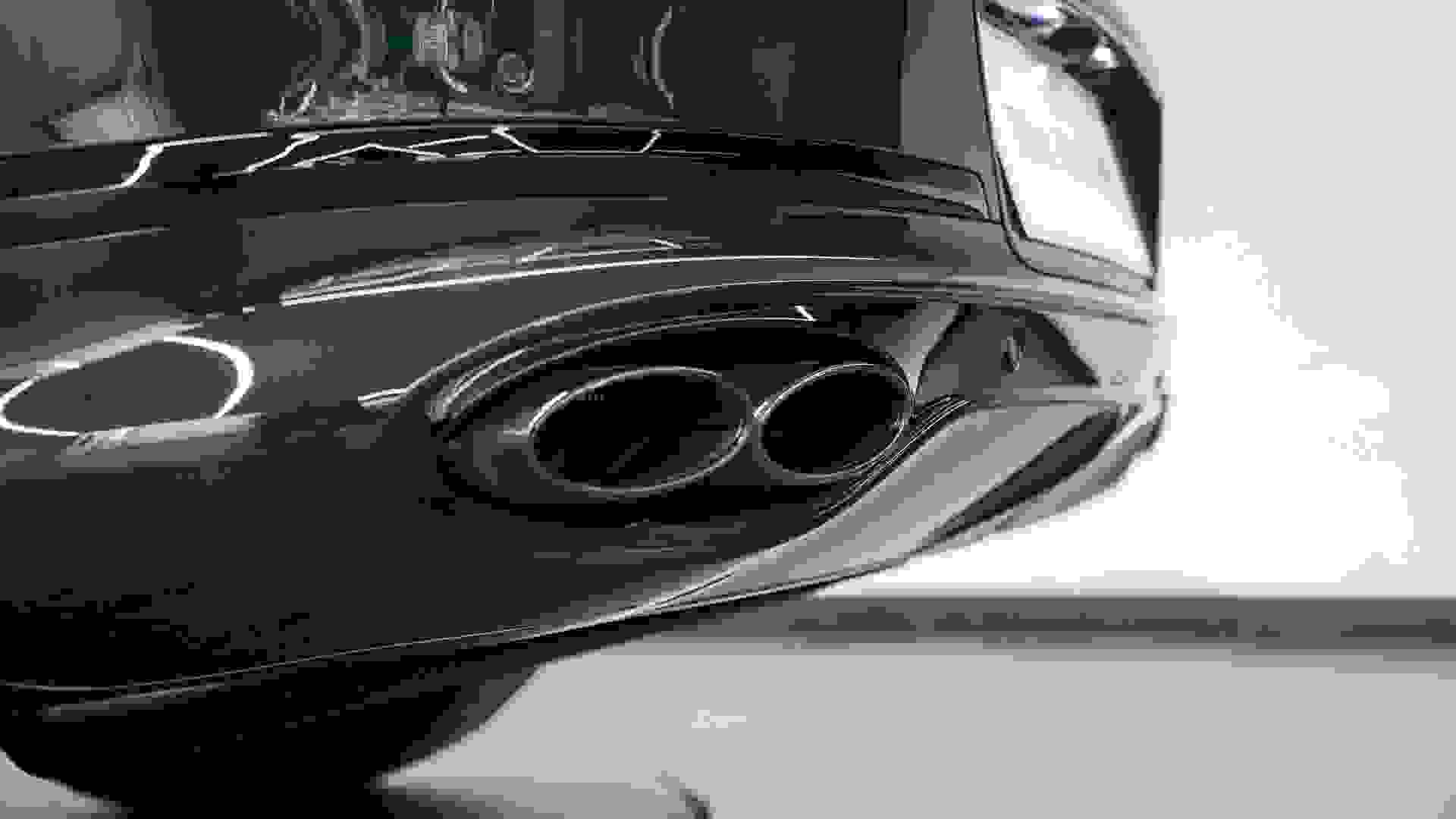 Bentley Continental GTC Photo ef3d7a73-a3f3-4461-ac8c-4585d4deb1a7.jpg