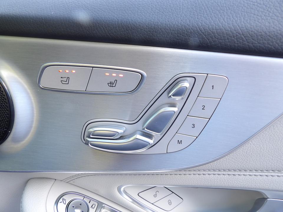 Used Mercedes-Benz C Class LX17ONO 32
