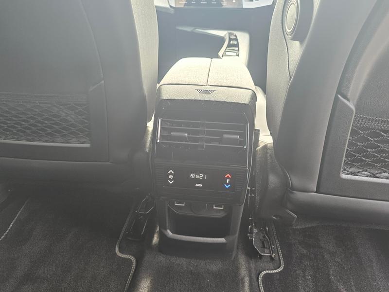 2025 25 PEUGEOT 5008