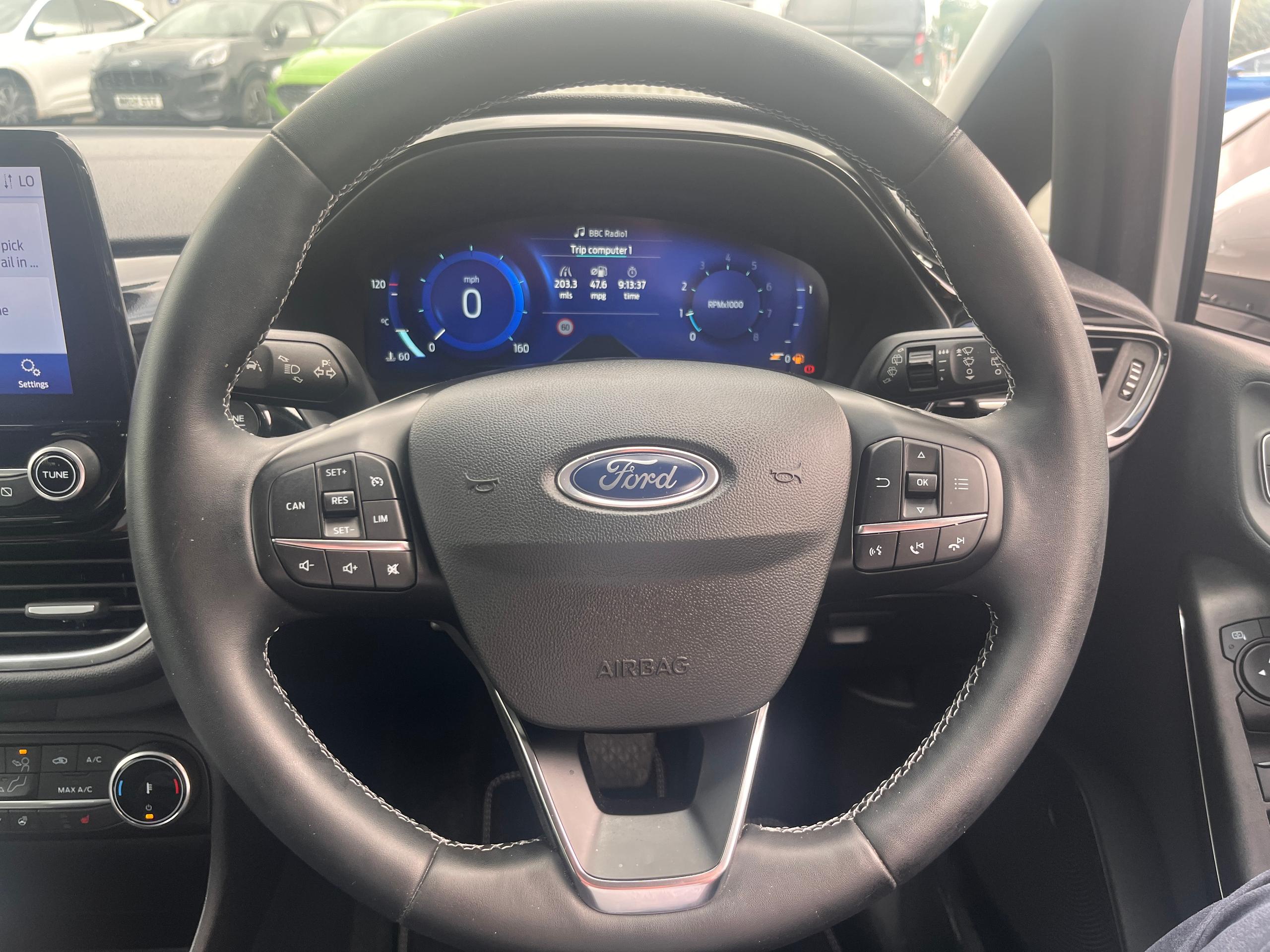 Used Ford FIESTA CN72RYR 39