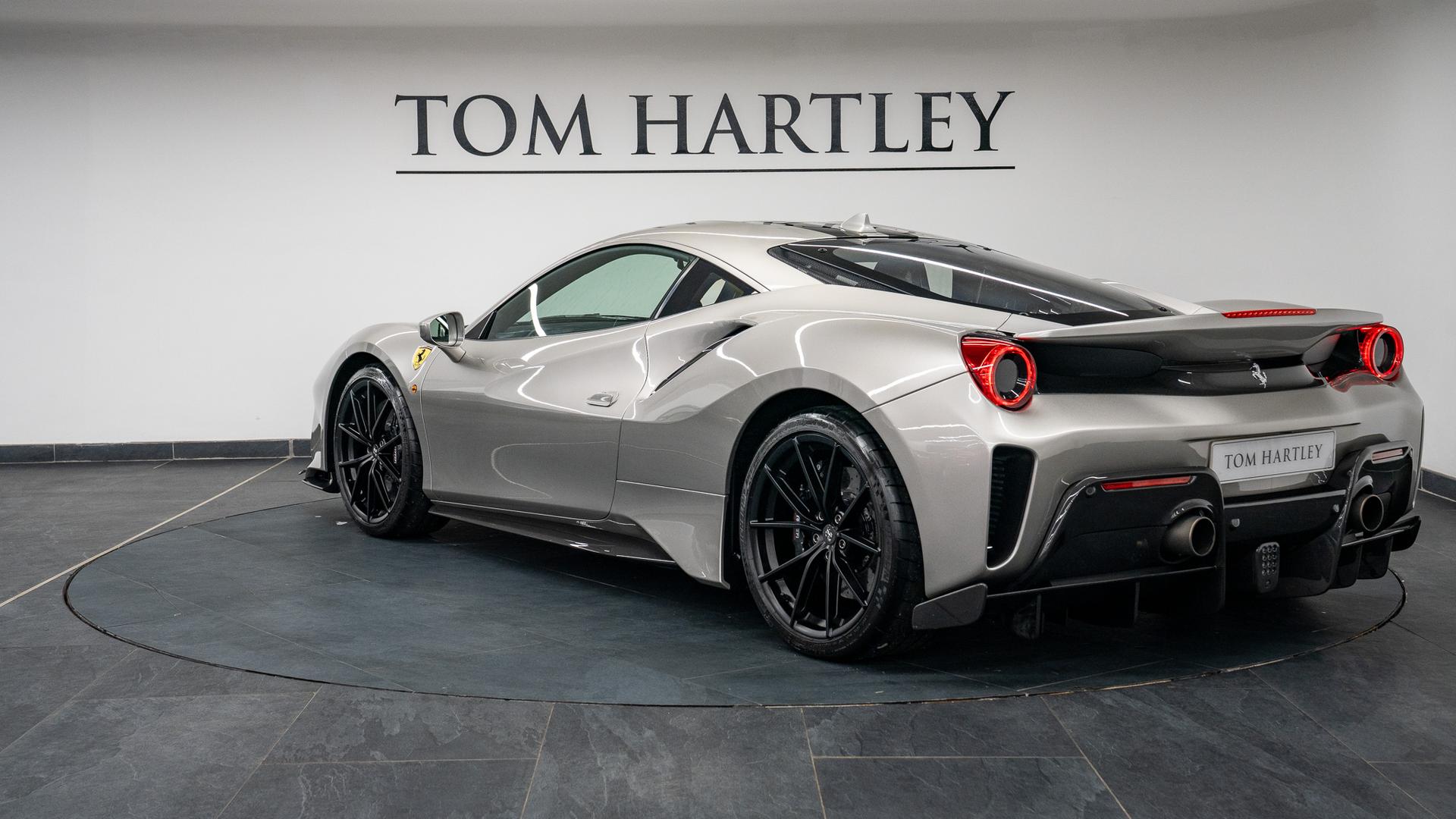 Ferrari 488 Photo ef5660aa-5336-495d-8d16-86be618204b1.jpg