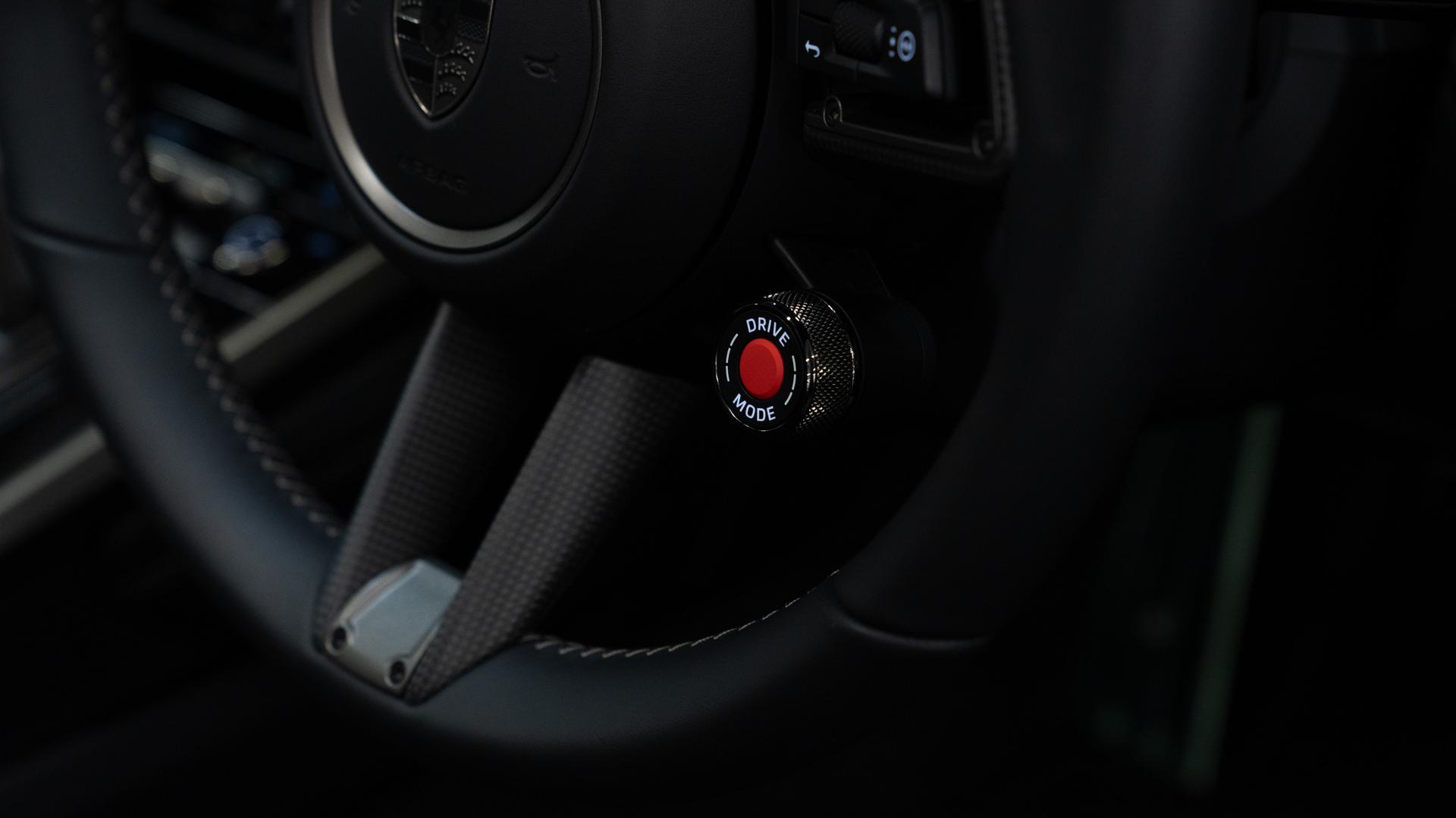 Porsche 911 Photo ef62818c-3594-4a24-8ba3-86e638e478f2.jpg