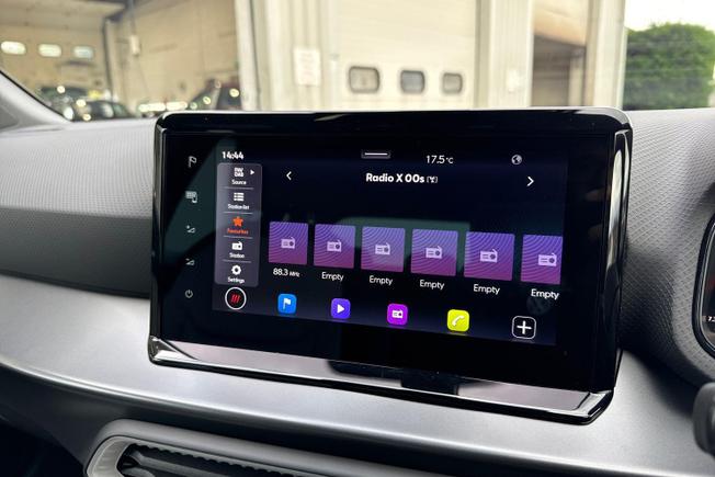 SEAT Arona Photo 13