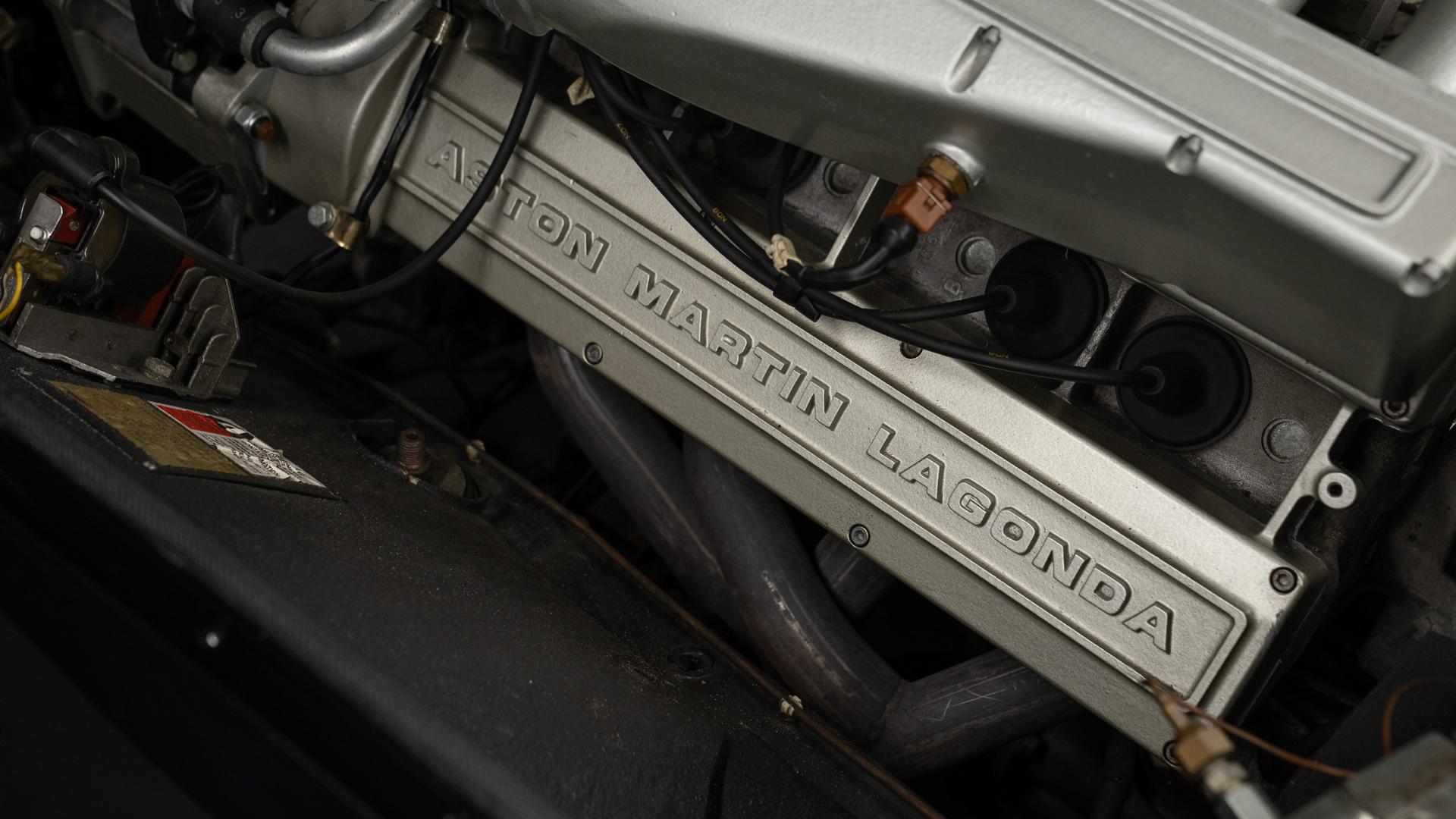 Aston Martin V8 Photo efa065ee-ec74-4121-b59a-c97546702b47.jpg