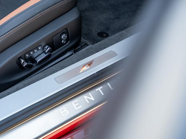 BENTLEY Continental GTC  Photo 36