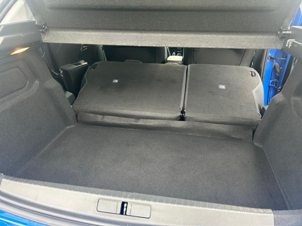 Vauxhall Corsa Photo efb34c94-eea5-4e80-b53c-54cf4ebef825.jpeg