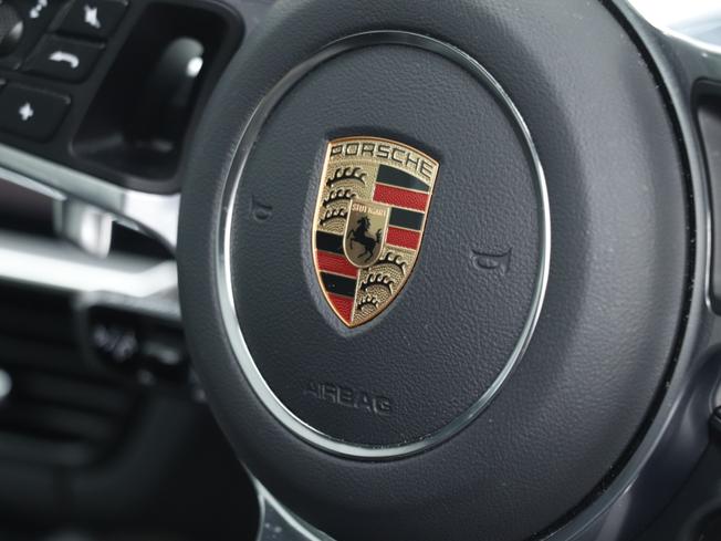 PORSCHE Cayenne Photo 16