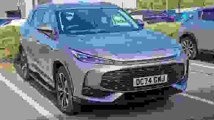 Used 2024 MG MG HS 1.5 T-GDI 24.7 kWh Trophy SUV 5dr Petrol Plug-in Hybrid Auto Euro 6 (s/s) (299 ps) Silver at Hawkins Motor Group