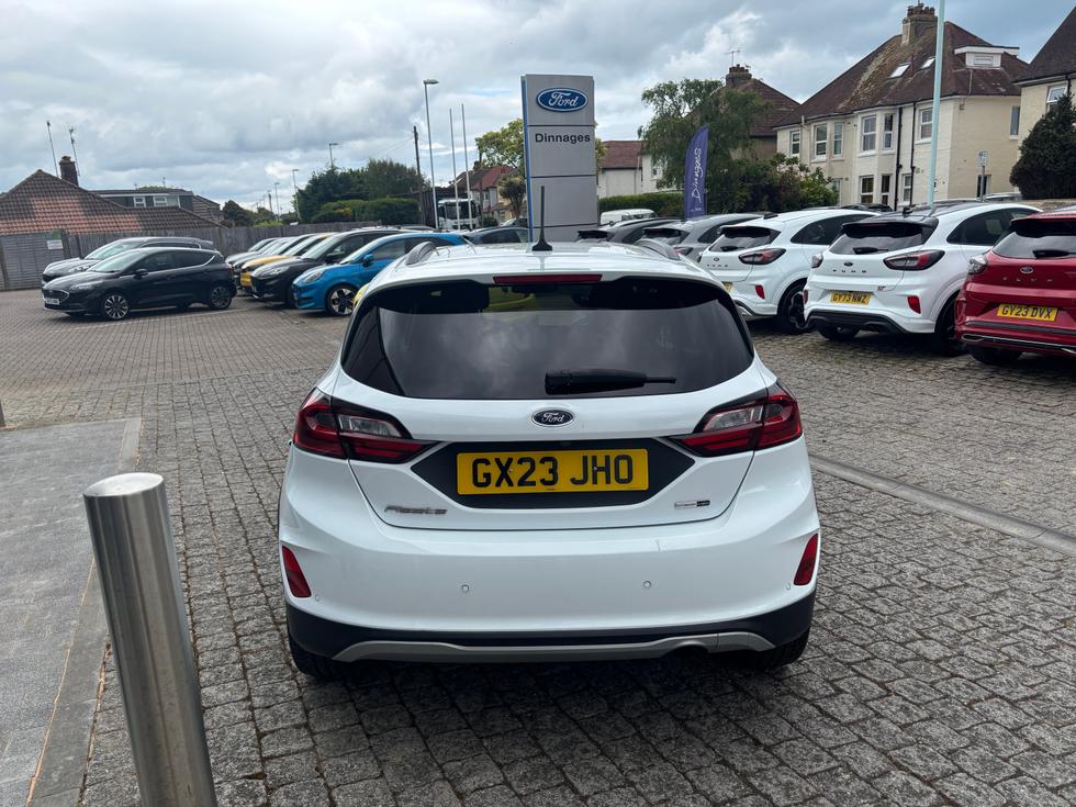 Ford Fiesta Photo efbf719f-2a74-40a3-ba2e-fbd71e29dedb.jpeg