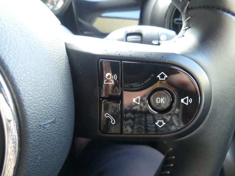 MINI Hatch Photo efbfc5b7-cdab-4082-b9b4-f962917d95a8.jpg