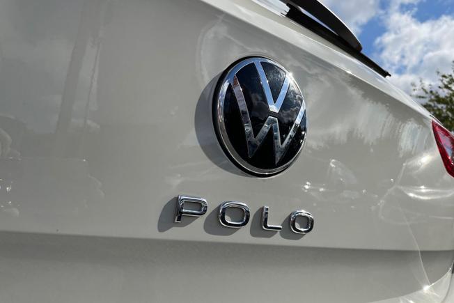 VOLKSWAGEN Polo Photo 27