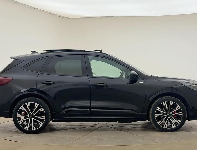Ford Kuga Photo efd61e6b-2c8d-431b-81ed-5d578bcb0612.jpg