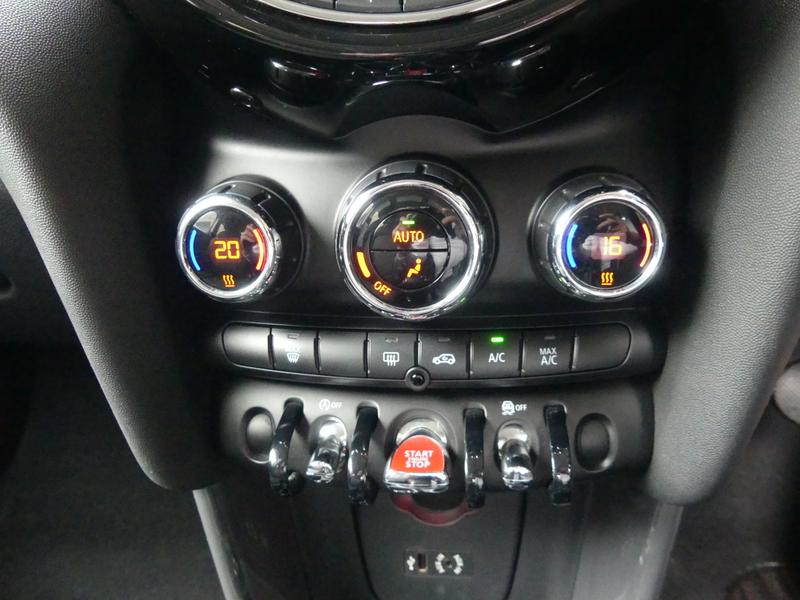 MINI Hatch Photo efd8710d-6cff-477f-972c-f18afa00c368.jpg