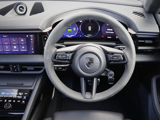 PORSCHE Macan Photo 31