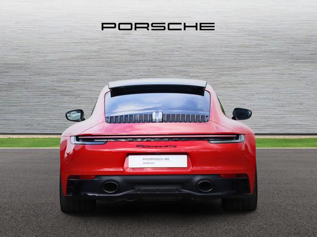 PORSCHE 911 Photo 2