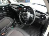MINI Hatch Photo 12