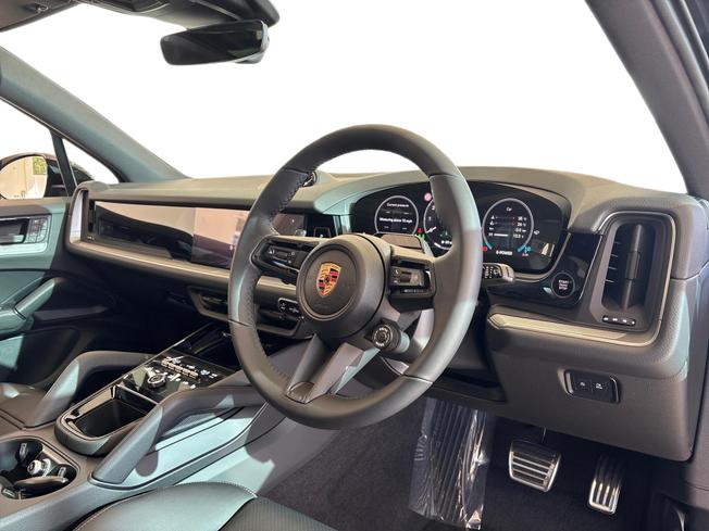 Porsche Cayenne Photo 10