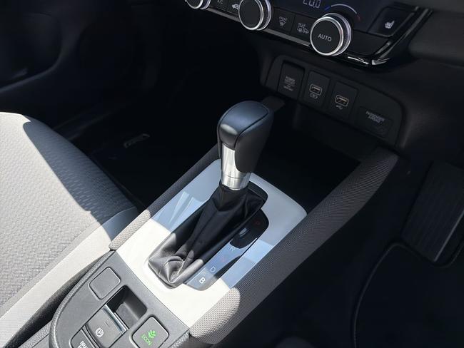 Honda Jazz Photo f00ac349-b6cf-4fdf-8bfc-2c9efd267e7f.jpg