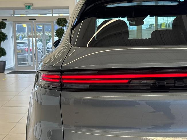 PORSCHE Cayenne Photo 23